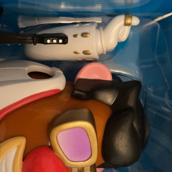 Elvis Mr. Potato Head - Picture 7 of 7